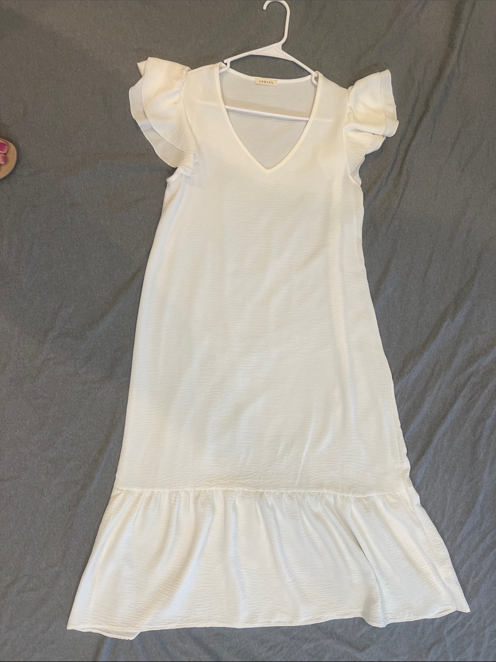 JODIFL White Ruffle Sleeve V-Neck Midi Dress